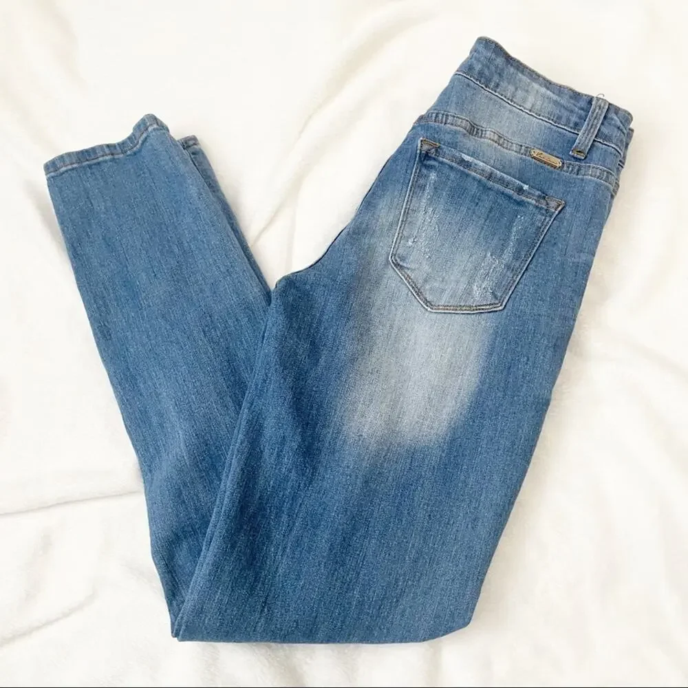 KanCan ripped distressed